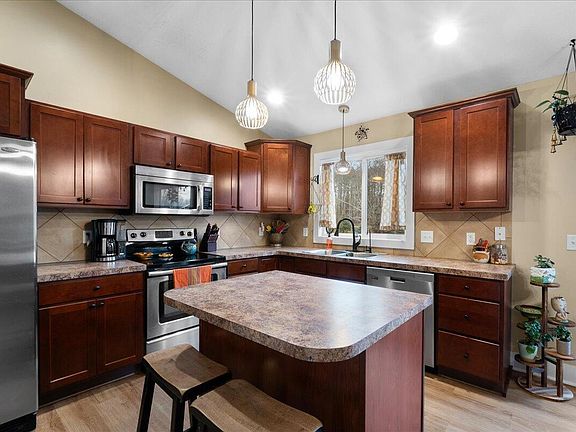 5th image of 13540 S Park Meadows Ct