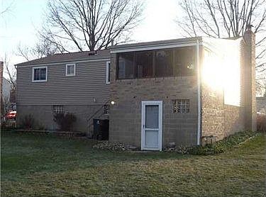 5th image of 402 Brookston Dr