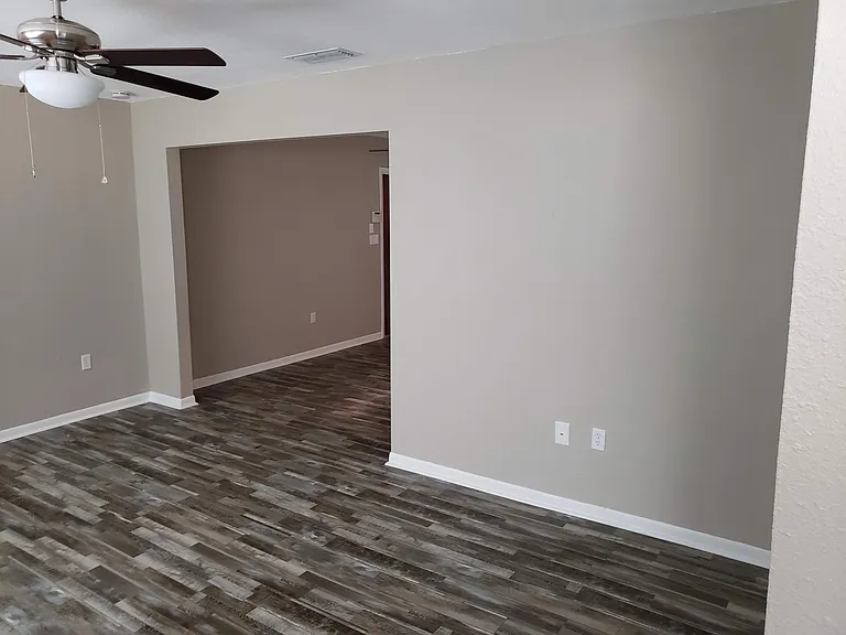 316 Heather Ave — Photo 2
