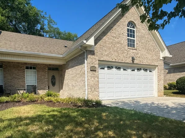 6233 Amber Brook Dr, Hixson, TN 37343