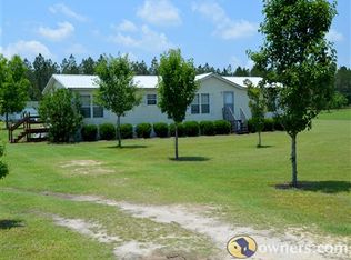 155 Primrose Ln, Baxley, GA 31513