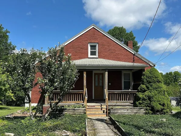 955 Halfmoon St, Bellefonte, PA 16823