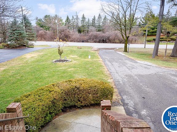 2nd image of 1345 S Milford Rd