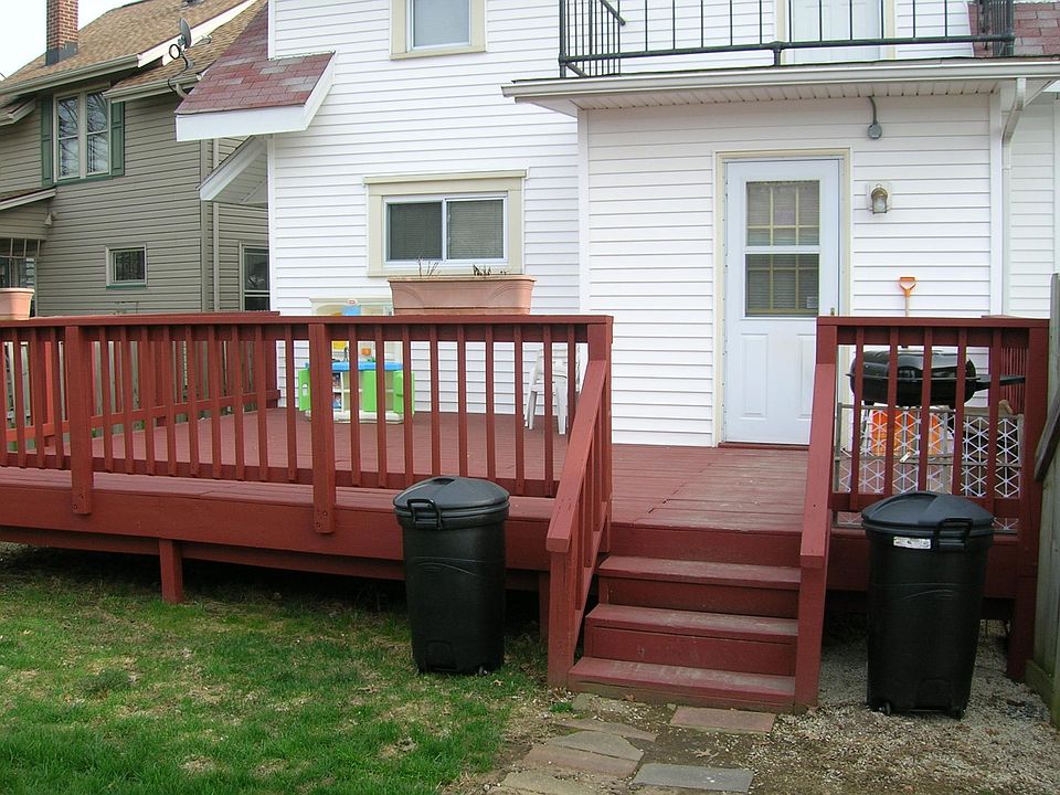 2nd image of 1239 16th St NW