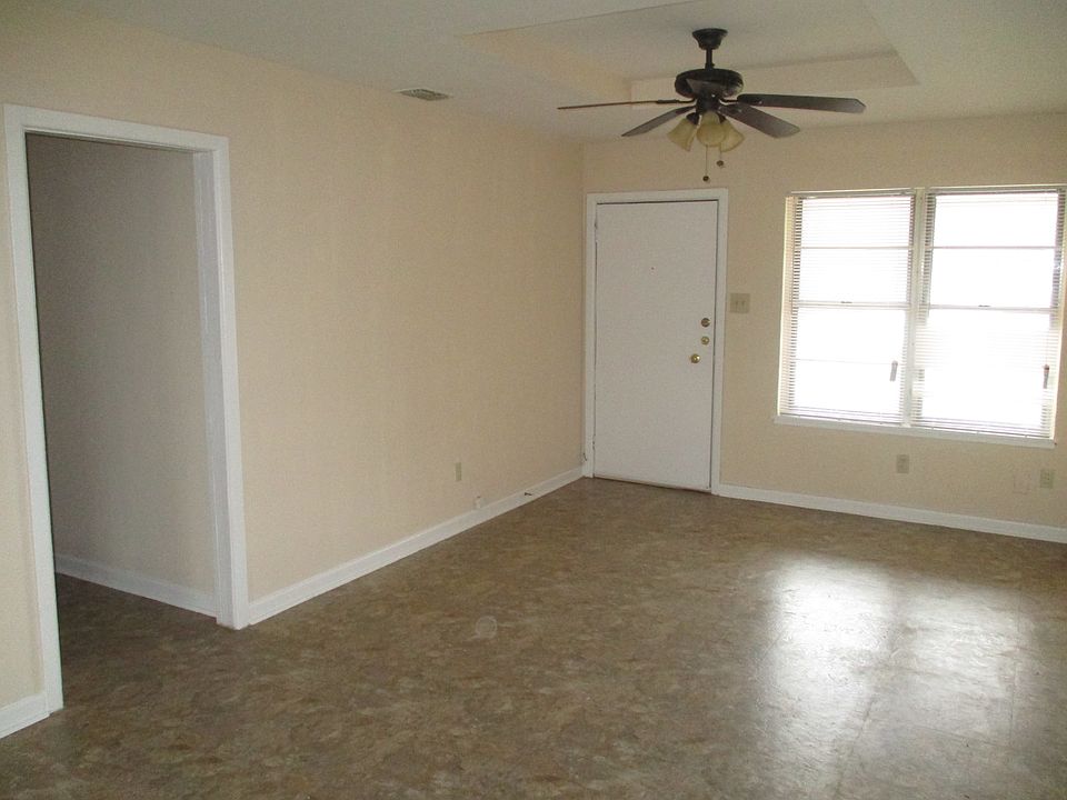 1st image of 5718 Glen Arbor Dr