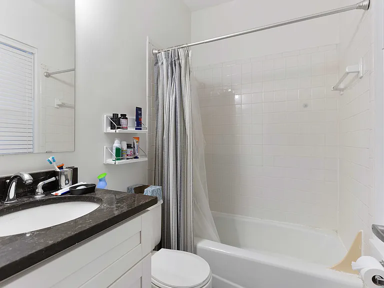 101 W Springfield St #1 — Photo 11