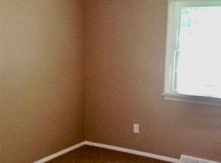 5865 Grant Pl, Merrillville, IN 46410