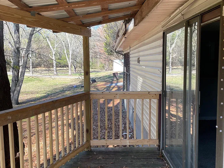 60 Circle Dr — Photo 23