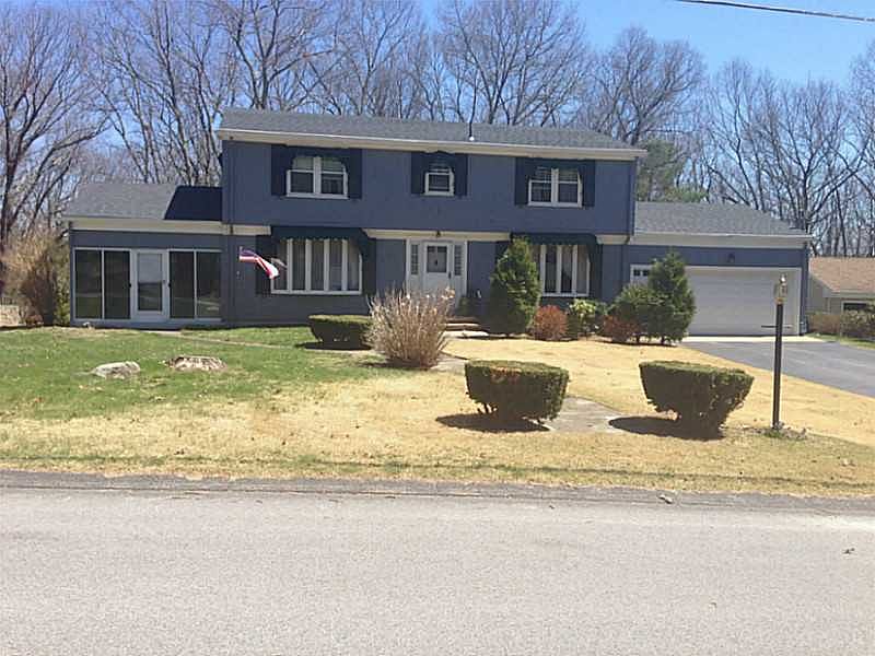 2nd image of 43 Maplecrest Dr