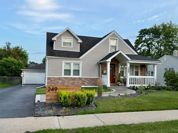 249 Village Dr, Northlake, IL 60164