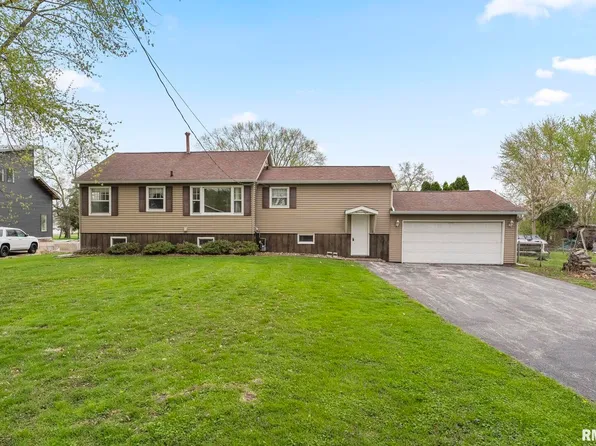 1408 1st Ave #A, Rapids City, IL 61278