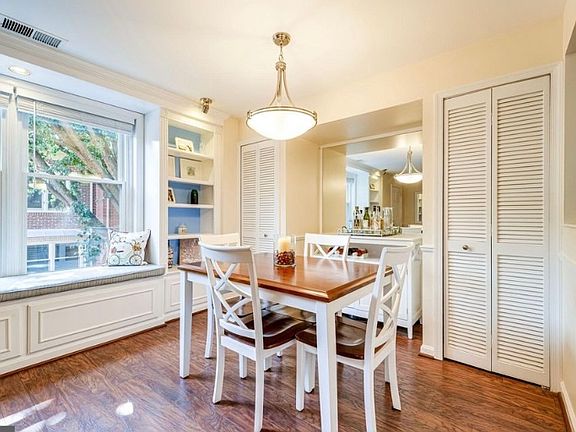 5th image of 532 Colecroft Ct