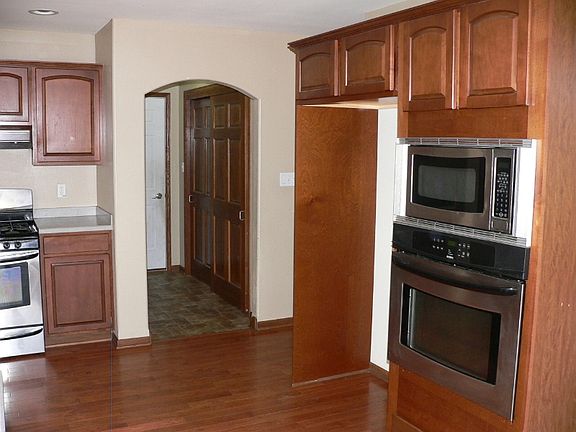 2nd image of W1913 Fairfield Ln