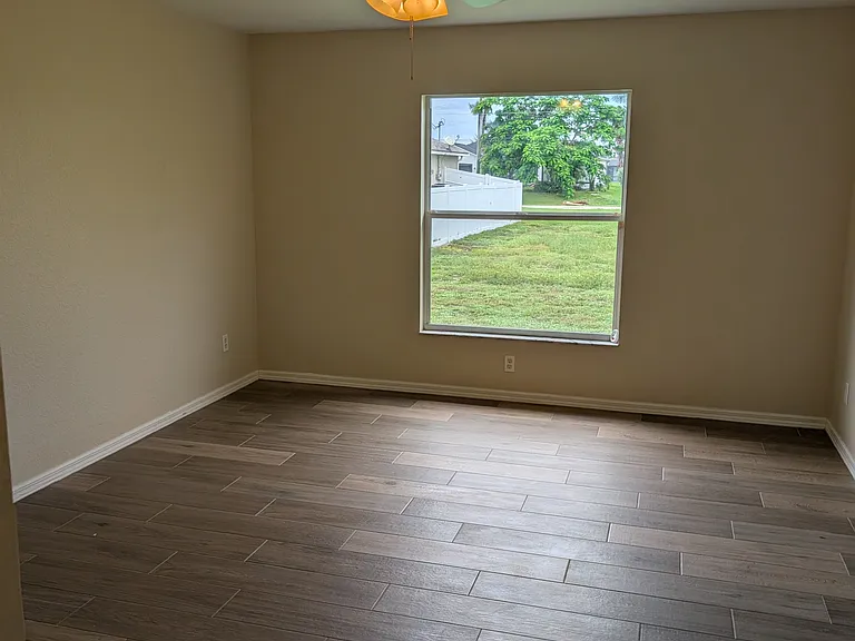 3411 Chiquita Blvd S — Photo 7
