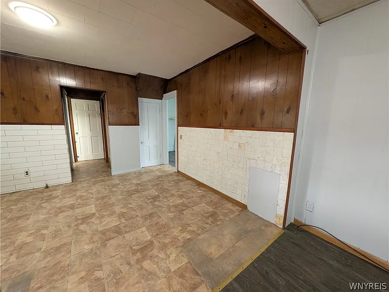 627 Deer St — Photo 35