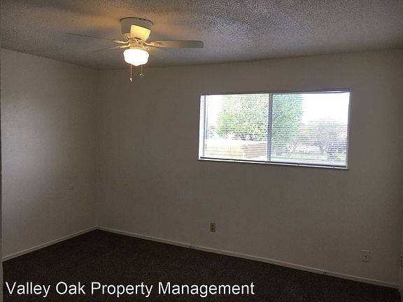 5th image of 1240 N Olive Ave APT D