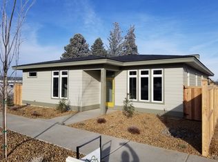 21366 Bear Creek Rd, Bend, OR 97701