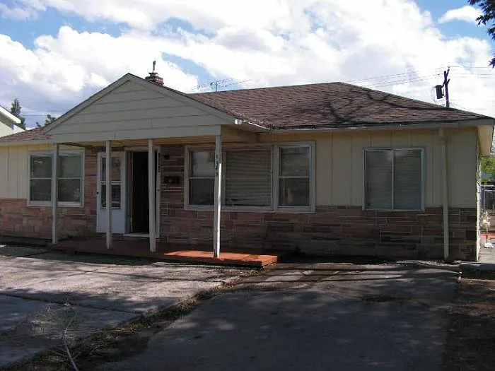 1548 Stewart St photo 1