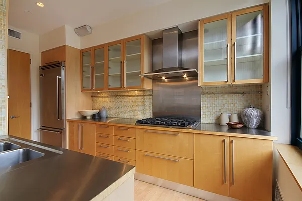 Rented by Corcoran | media 22