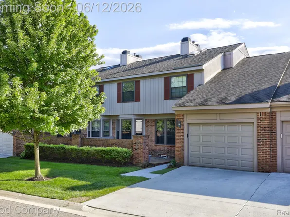 7354 Birkshire, West Bloomfield, MI 48322