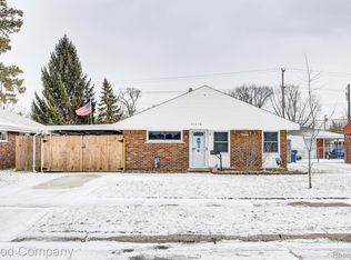 11276 Ocalla Dr, Warren, MI 48089