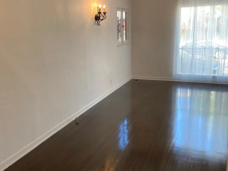 9332 W Olympic Blvd — Photo 13