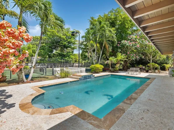 11505 SW 77th Ave, Pinecrest, FL 33156