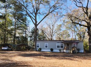 814 S Main St, Sylvester, GA 31791