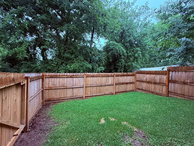 1036 Longley Ave NW #C — Photo 6