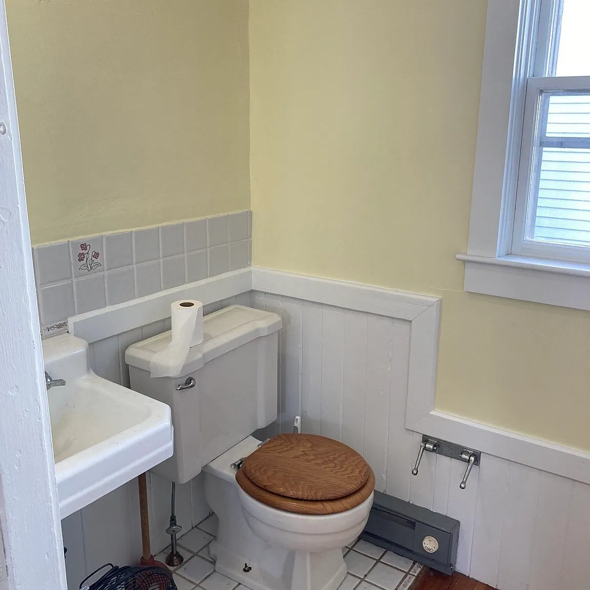 5 bed, 2.5 bath, 1775 sqft, $5,400 — Photo 4