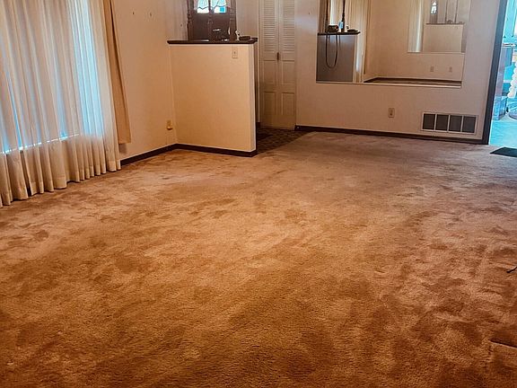 5th image of 1336 Woodbine St