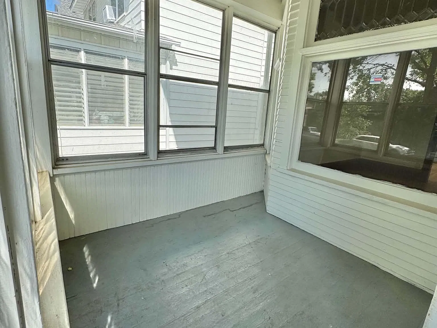 3 bed, 2.0 bath, 1264 sqft, $2,000 — Photo 4