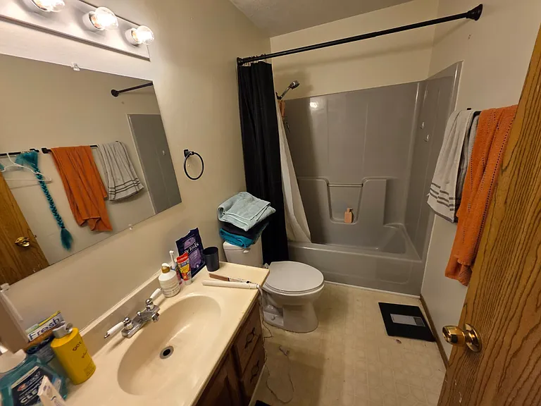 3456 Giant City Rd #C — Photo 7
