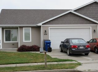 508 W Elm Dr, Little Chute, WI 54140