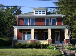 122 E Pennington St, Oakland, MD 21550