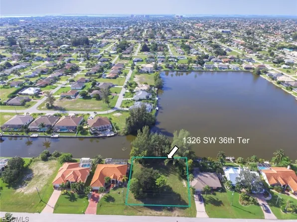 1326 SW 36th Ter, Cape Coral, FL 33914