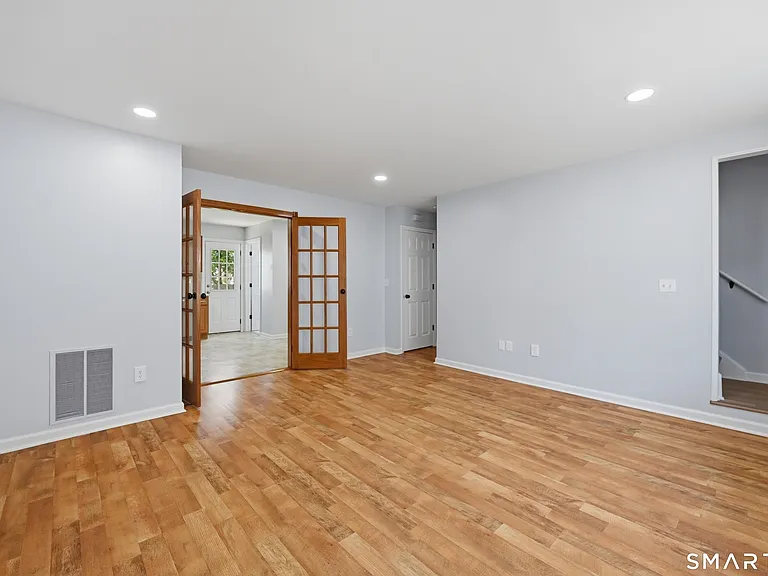 1 Union Ave #11 — Photo 2