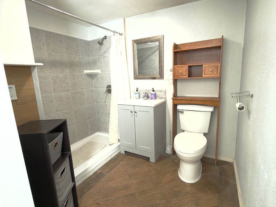 2nd image of 2363 N Valley Dr