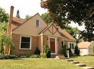 1600 Bridge St NW, Grand Rapids, MI 49504