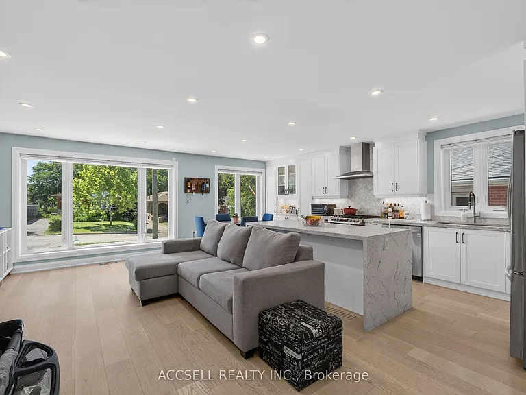 10 Sylla Ave — Photo 17