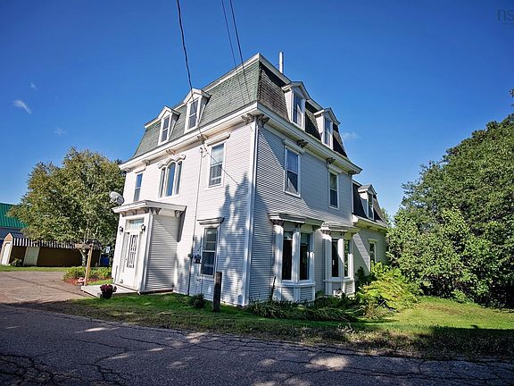 2nd image of 4747 Canaan Rd