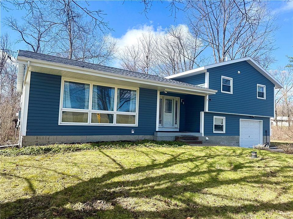1st image of 516 Auburn Rd