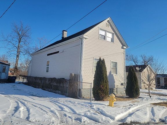 3rd image of 151 E Etta Ave