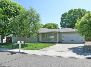 1552 13th St, Benton City, WA 99320