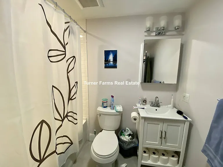 11 Highland Park Ave #2A — Photo 20