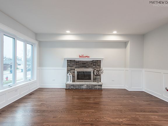 4th image of 2616 W 98th Pl