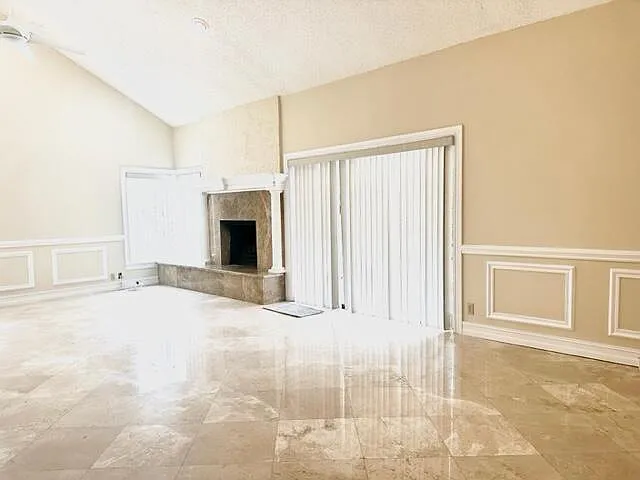 3021 Florida Blvd — Photo 33