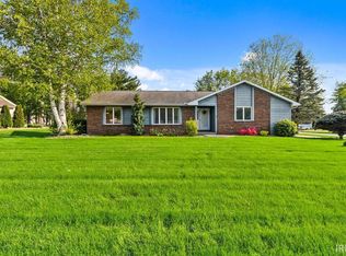 202 Sandpoint Dr, Warsaw, IN 46582