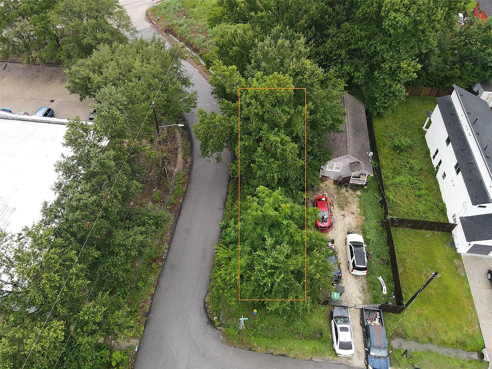 1st image of 7900 Tower St
