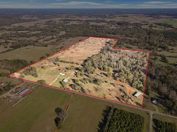 785 County Road 4840, Mount Pleasant, TX 75455